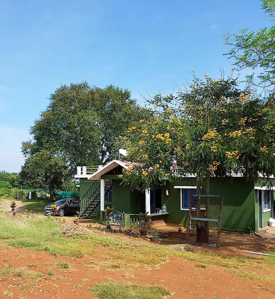 Aarraams Farms & Resorts Masinagudi Buitenkant foto