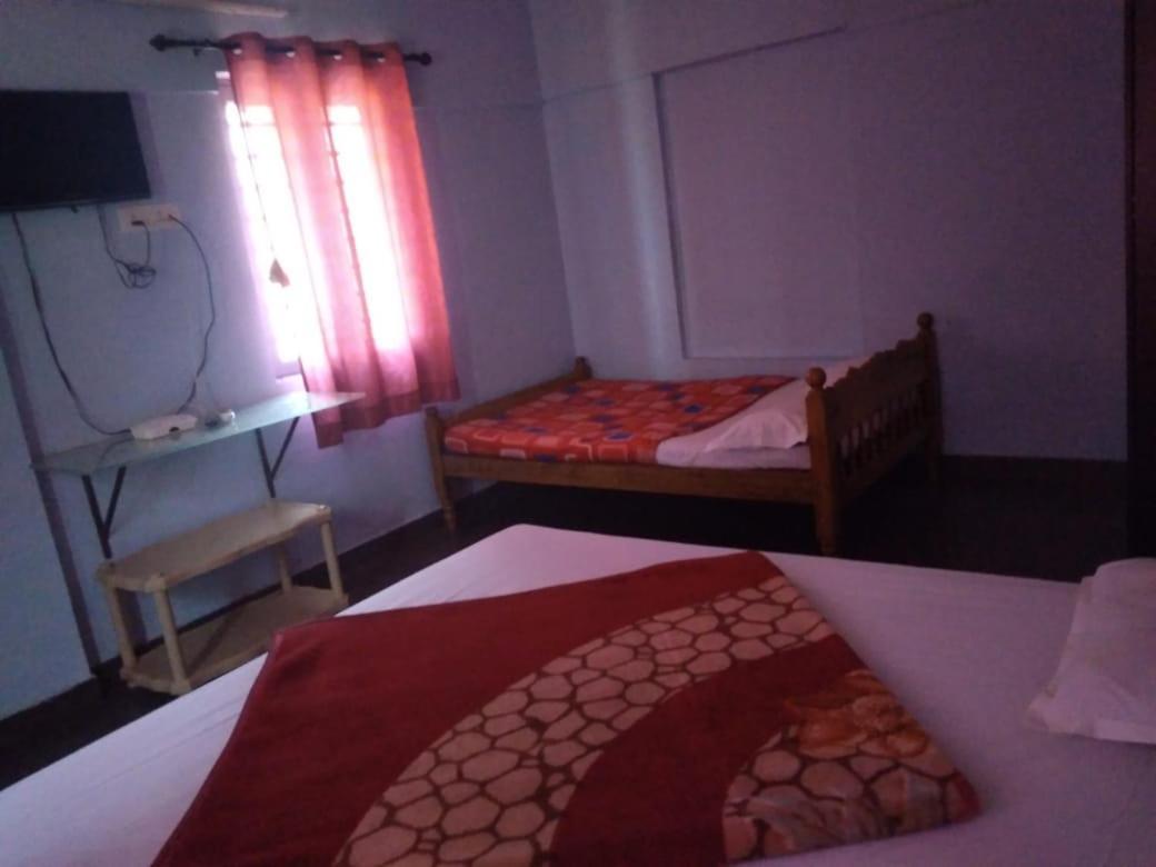 Aarraams Farms & Resorts Masinagudi Buitenkant foto