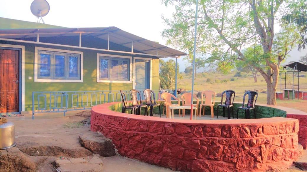 Aarraams Farms & Resorts Masinagudi Buitenkant foto